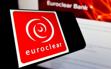 Суд отклонил ходатайство Euroclear о приостановке взыскания 18,2 трлн рублей