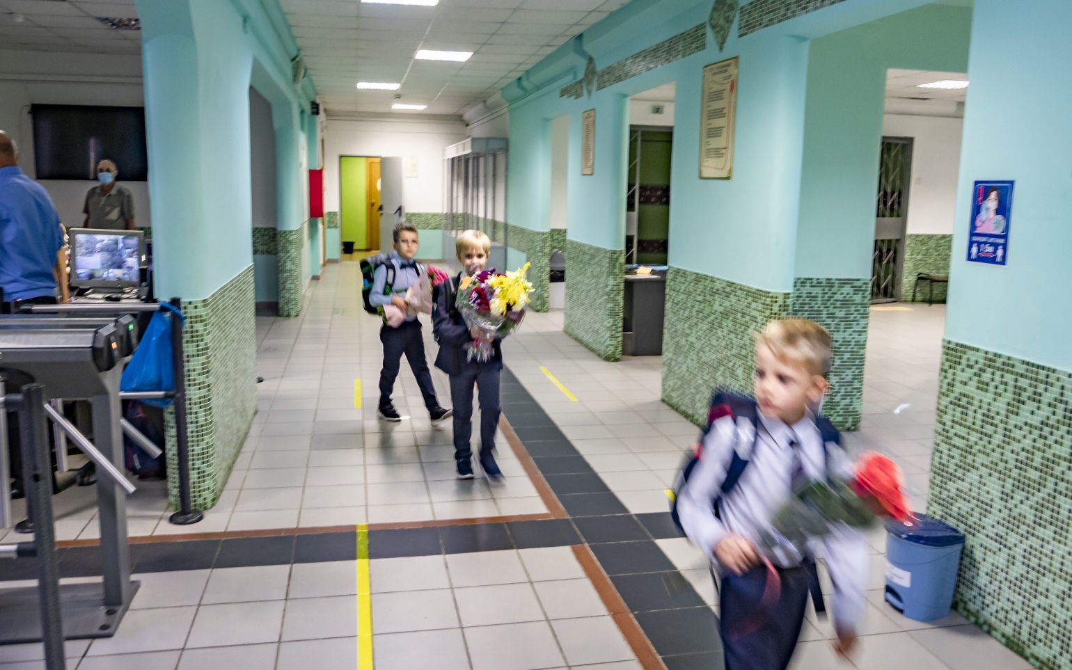 Маркетолог Егорова рассказала, что подарить педагогу на День учителя
