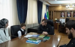 Десятилетний мальчик из Чечни получил премию имени Кеосаяна