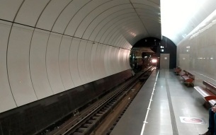 Движение на серой ветке московского метро восстановлено