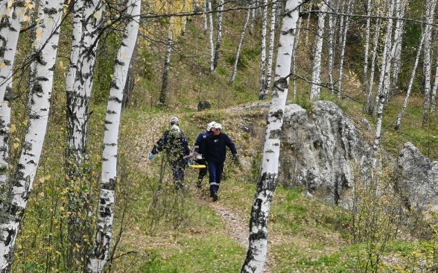 В Пермском крае подросток сорвался со скалы и повредил спину