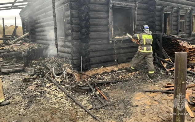 В Нижегородской области при пожаре в жилом доме погибла женщина