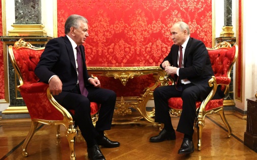 Мирзиёев поздравил Путина с днем рождения