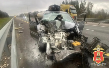 Семь человек пострадали при столкновении двух авто в Тверской области
