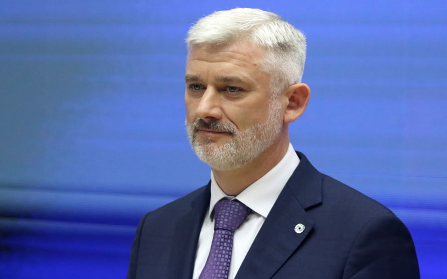 Сенатор заявил о необходимости контроля за частными электросамокатами