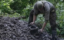 В Ленобласти продолжатся работы на месте захоронения узников нацистского лагеря