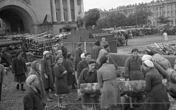 В Петербурге впервые издали дневник американки Мэри Рид, пережившей блокаду