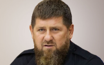 Кадырова наградили знаком "Почетный железнодорожник"