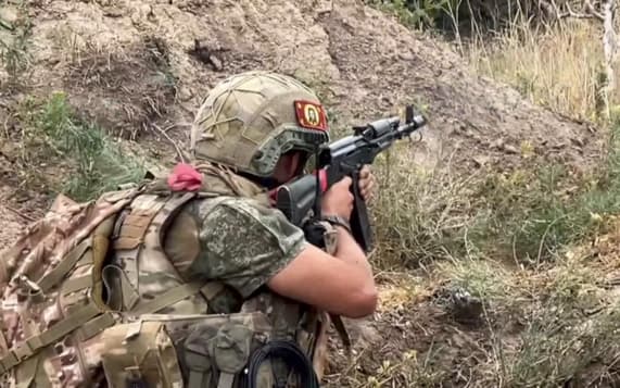 Боец "Запада" рассказал, как штурмовики ВС РФ занимают позиции ВСУ