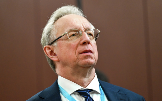Замглавы МИД Галузин: Россия готова обсудить новую встречу с "евротройкой"