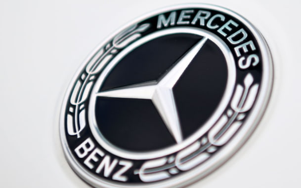 Mercedes сгорел в Мурино
