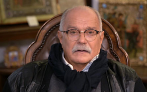 "Это вас устроит?": Михалков обратился к сомневающимся в будущем России