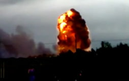 Раскаты взрывов раздались в Днепропетровске, Харькове и Изюме