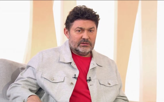 Актер и телеведущий Белоголовцев рассказал, как перенес инсульт