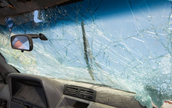 Водитель грузовика погиб при атаке украинского БПЛА на трассе Донецк – Мариуполь
