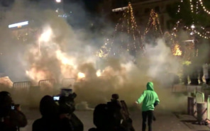 СМИ: протестующие в Албании разгромили отделение полиции