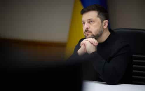 Зеленский намерен продлить военное положение и всеобщую мобилизацию на Украине