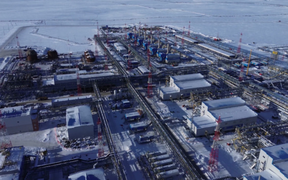 Россия занимает первое место по запасам газа и второе - по добыче