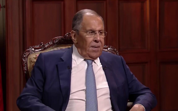 Лавров рассказал, как не смог в Африке заправить самолет