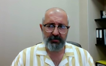Эксперт: украинцы для Запада применяют лишь принцип "дай"