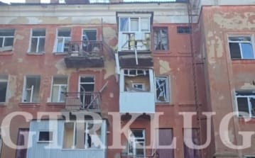 ИС "Вести" показала последствия удара ВСУ по жилому дому в центре Луганска