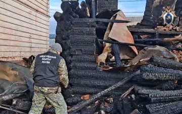 При разборе сгоревшего старинного дома в Каргополе нашли тела четырех человек