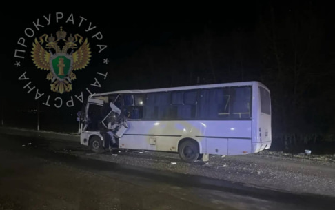 Шесть человек оказались в больнице после ДТП с автобусом в Татарстане
