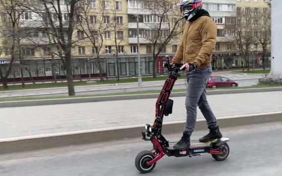В Татарстане на отца завели уголовное дело после травмы сына на электросамокате