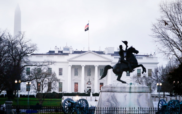 Раскол в команде Трампа: Хегсет и Рубио за ослабление Ирана, Вэнс за переговоры